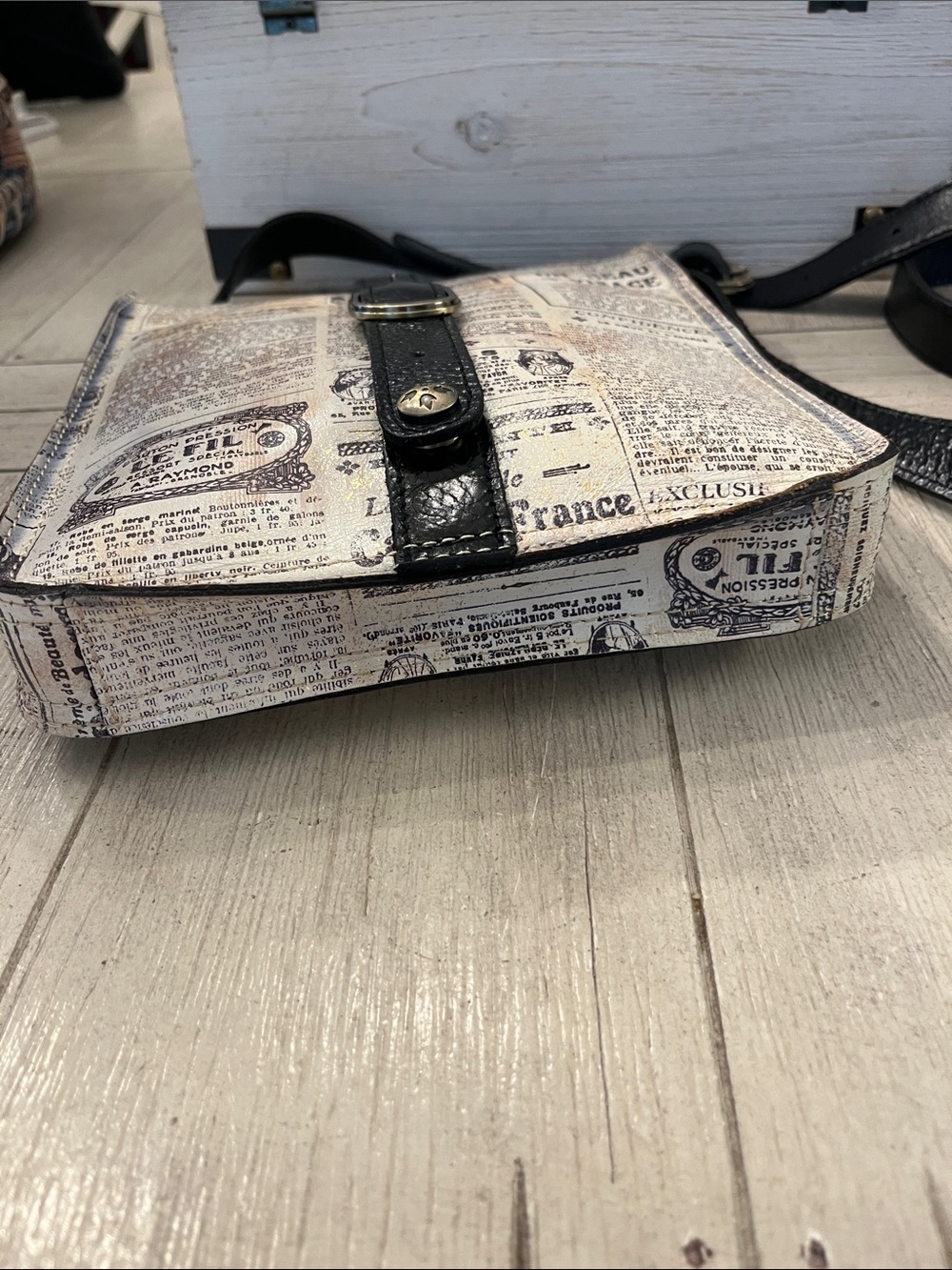 Patricia Nash Black & Beige Newspaper Print Crossbody - Picture 6 of 6